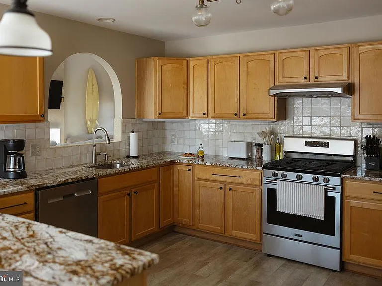42 Deerfield Ln — Photo 6
