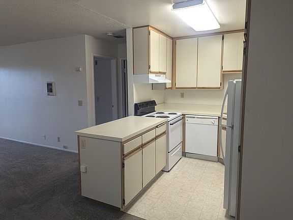 5th image of 4202 4th Ave APT 305