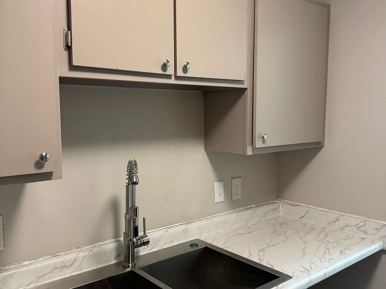 2 bed, 800 sqft, $850 — Photo 3