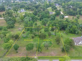 49 Lakeview Dr, Alvin, TX 77511