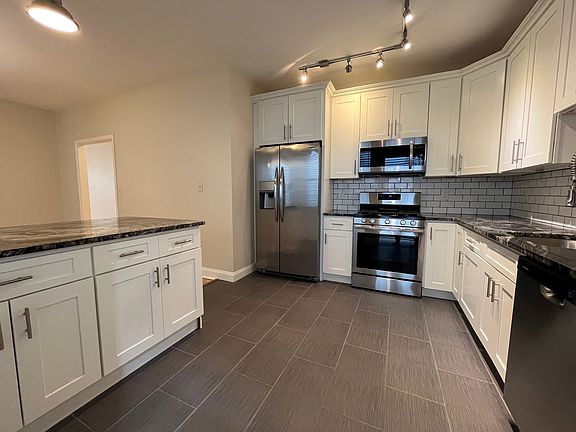 5th image of 5617 E Liberty Blvd #1