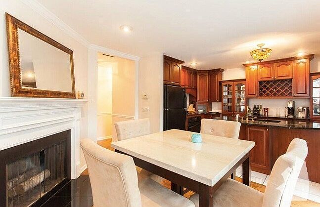 1st image of 1330 N Lasalle St #104