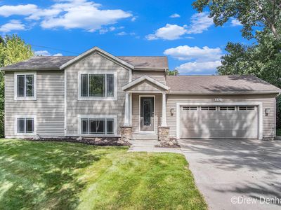 930 Buttrick Ave SE, Ada, MI, 49301