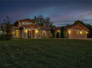 10907 Milton Thompson Rd, Lake Lotawana, MO 64086