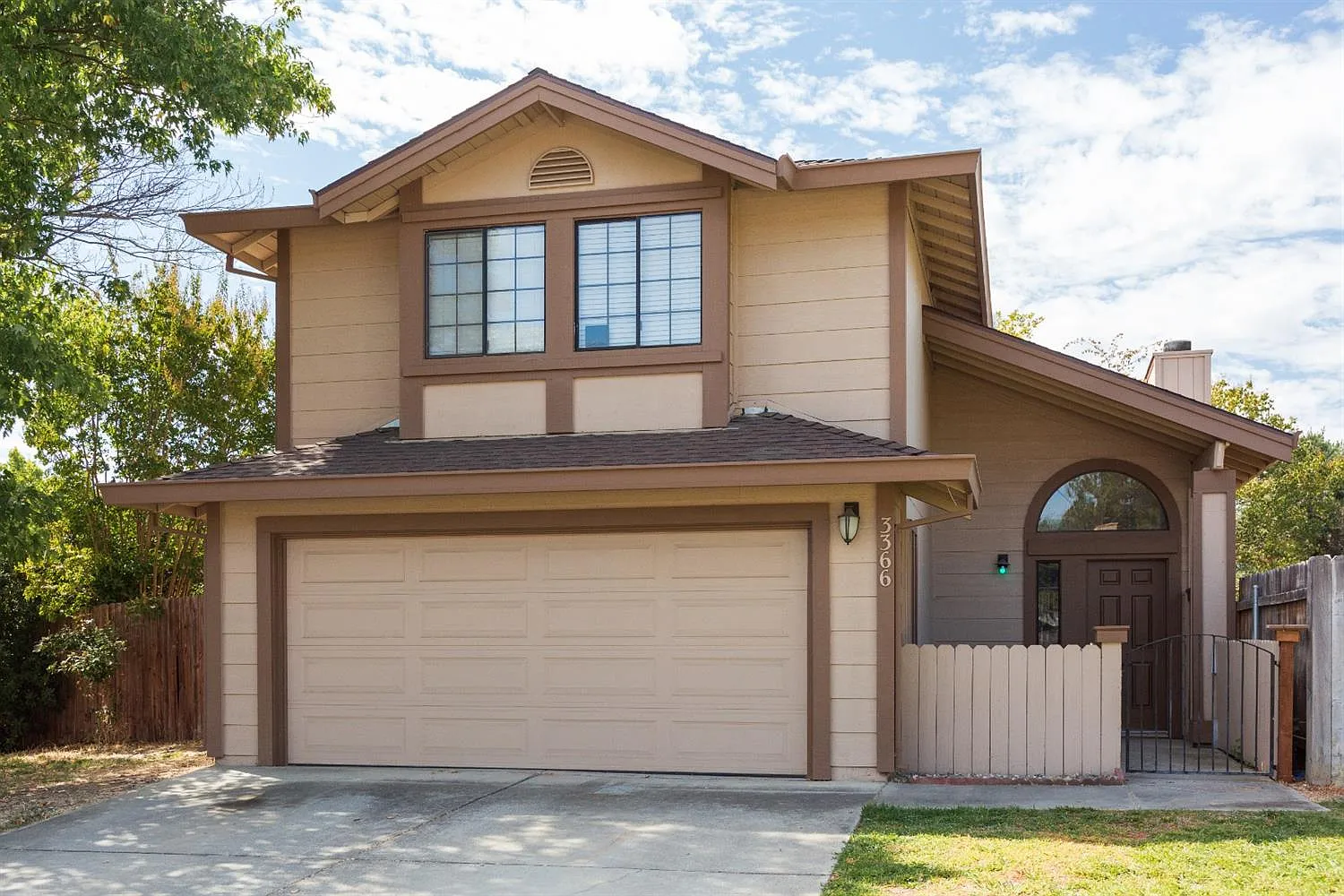 3366 Brownlea Cir photo 1