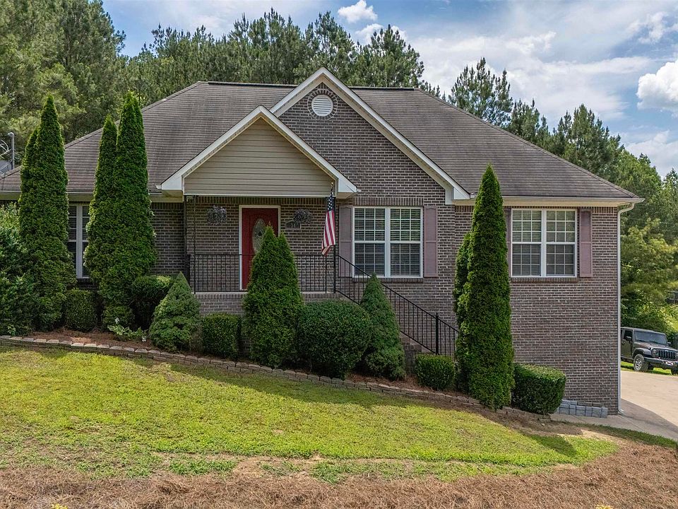 1st image of 34 Oakbrook Cir