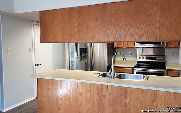 4th image of 9323 Beowulf St