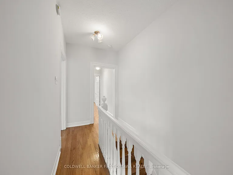 176 Rochester St — Photo 24