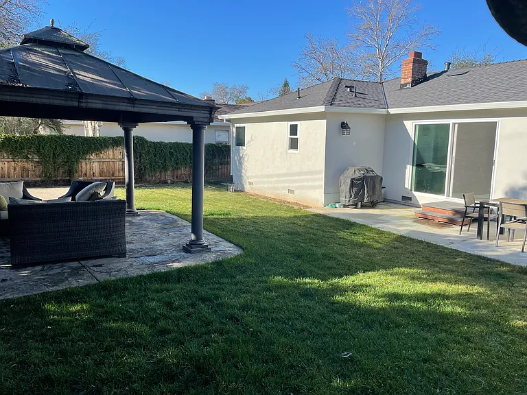 1818 Mercury Way — Photo 23