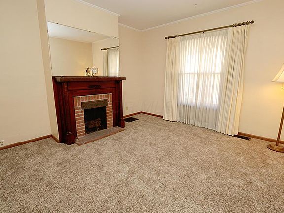 3rd image of 187 E Blake Ave