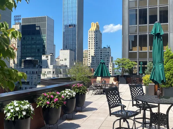 77 West 55th Street image 1 of 11