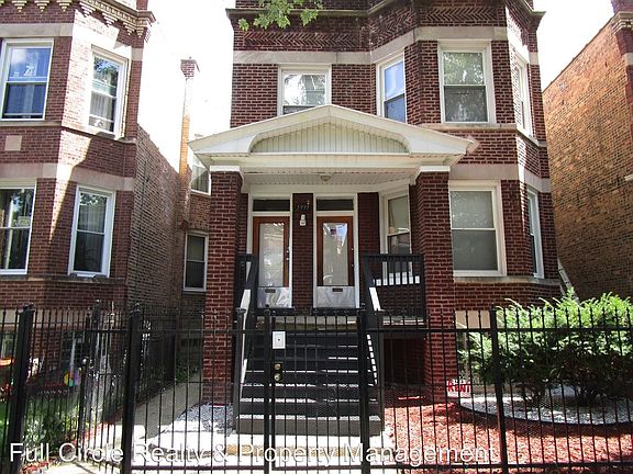 2nd image of 5939 S Maplewood Ave #1