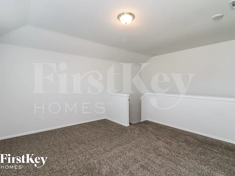 4701 Feltleaf Ave — Photo 7