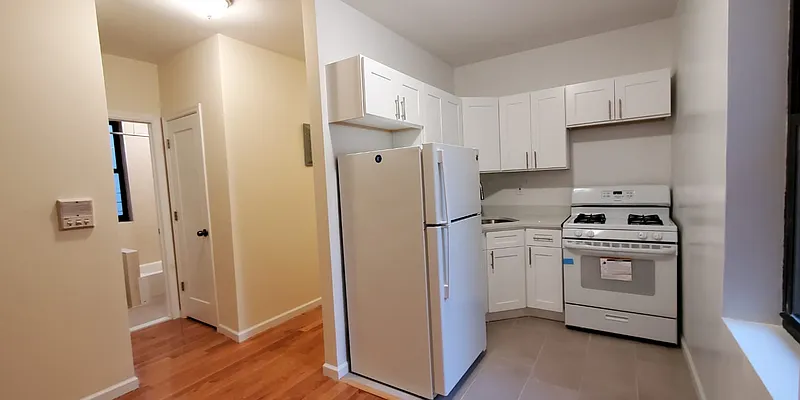 Rented by New York Residence | media 3