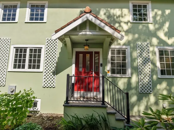4 Gracewood Park, Cambridge, MA 02138