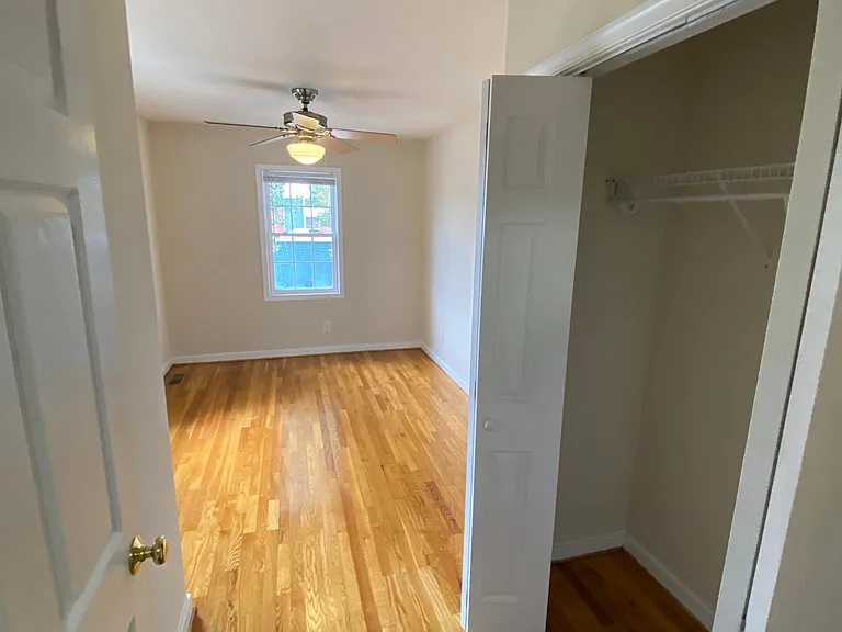 1512 W Cary St — Photo 16