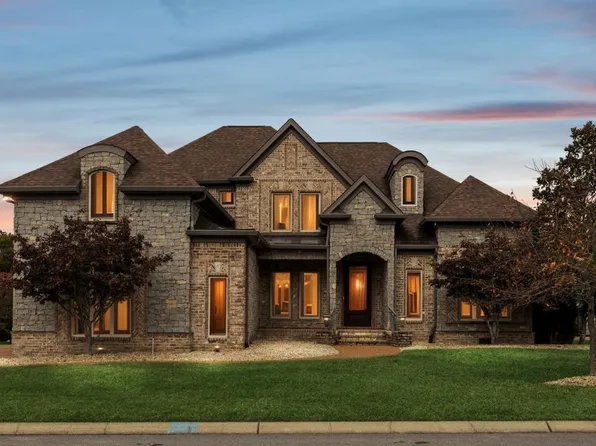 1118 Garrett Way, Mount Juliet, TN 37122