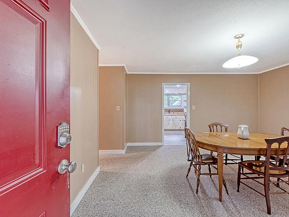 2nd image of 421 Mallard Lake Rd