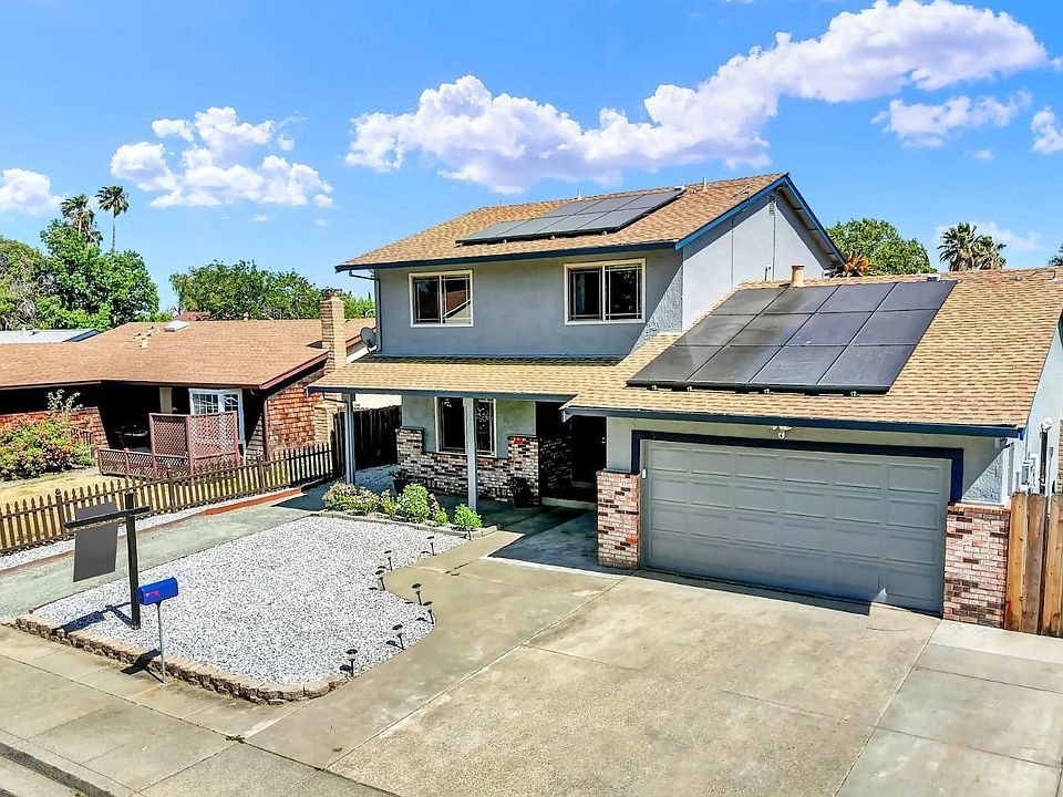 1st image of 875 La Cruz Lane