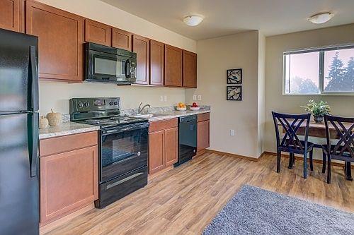 5th image of 12210 Ambaum Blvd SW #201