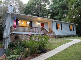 62 Mountain View Dr, Arden, NC 28704