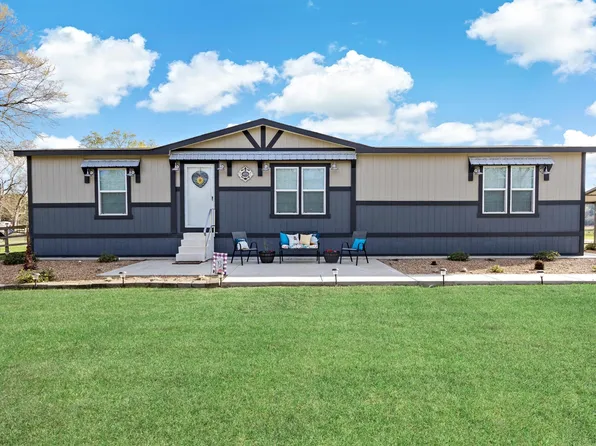 1820 County Road 1520, Warren, TX 77664