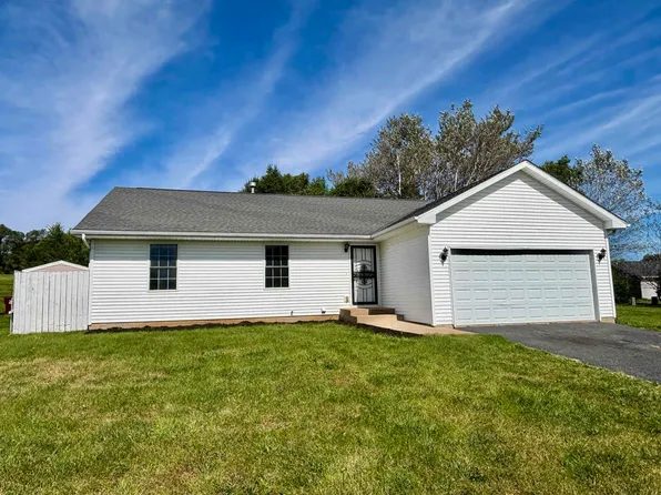4016 Oliver Ln, Rockford, IL 61101
