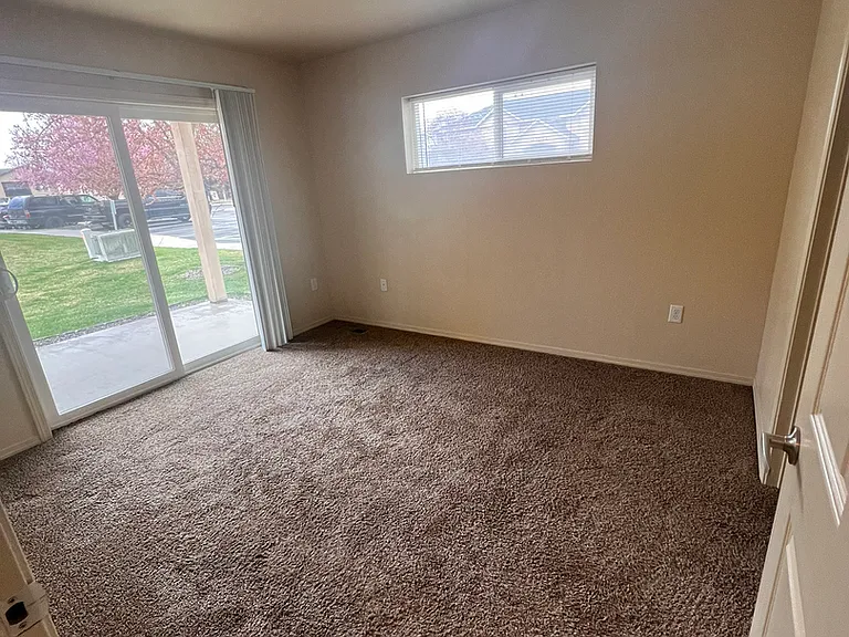 11010 W Brassy Cove Loop — Photo 7