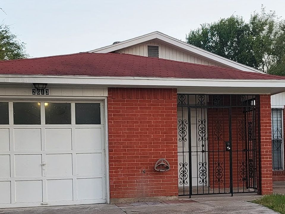 1st image of 2613 Carnation Ave