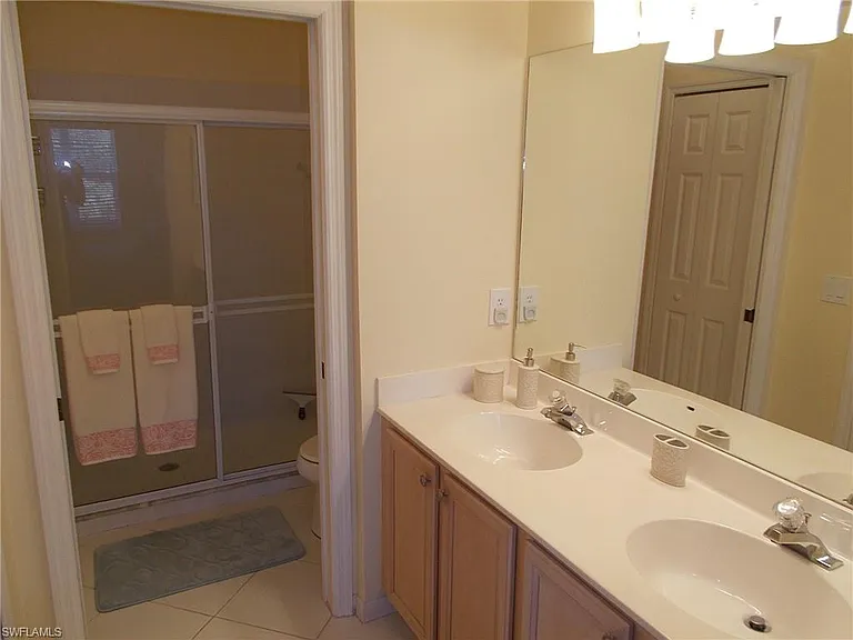 5693 Heron Ln #502 — Photo 8
