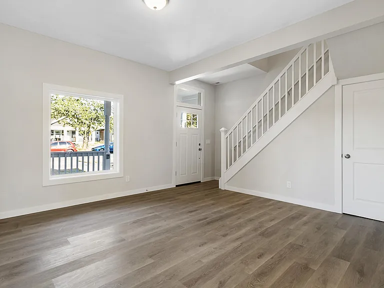 1010 S State St — Photo 2