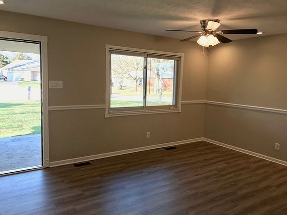 3rd image of 5207 Honey Comb Ln