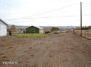 811 Hoffman Rd, Selah, WA 98942