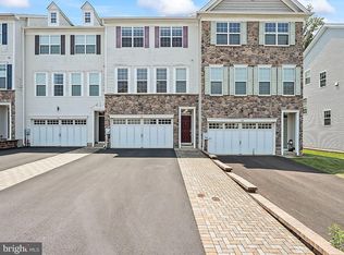 729 Chestnut Ct, Langhorne, PA 19047