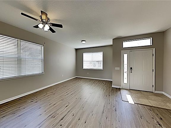 3rd image of 327 Highland Meadows Ave
