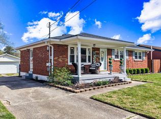 11809 Mahogany Dr, Louisville, KY 40272
