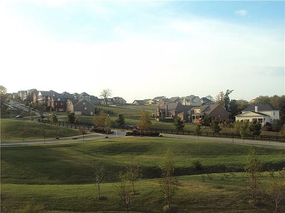 2nd image of 216 Irvine Lot 262