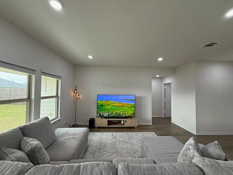 305 Charmed Way — Photo 11