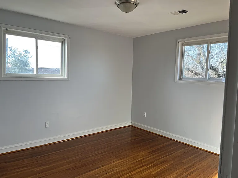 3900 D St SE #301 — Photo 5