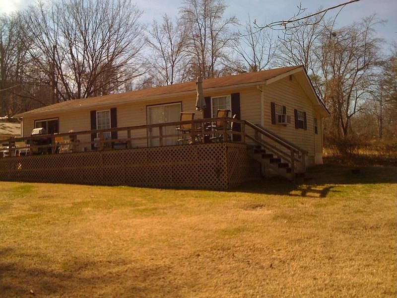 2nd image of 672 Raccoon Valley Rd