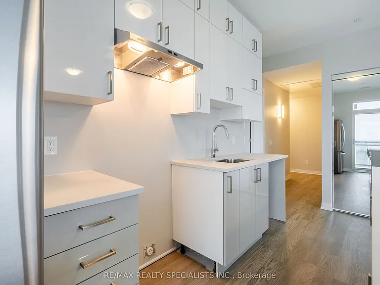 470 Gordon Krantz Ave #415 — Photo 9