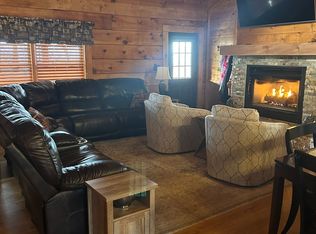 2743 Burnett Dr, Kodak, TN 37764