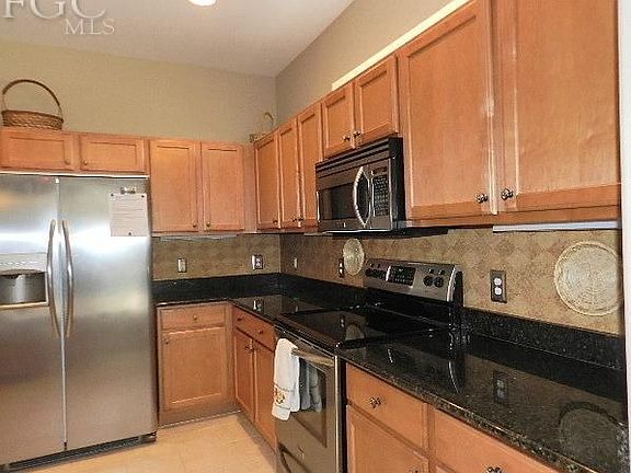 3rd image of 8347 Woodridge Pointe Dr