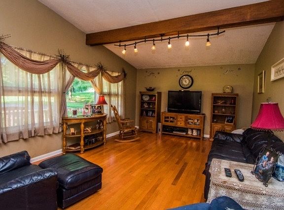 2nd image of 2064 N Balla Machre Pl