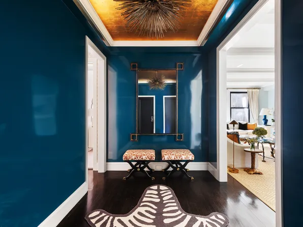 55 East 72nd Street image 1 of 13