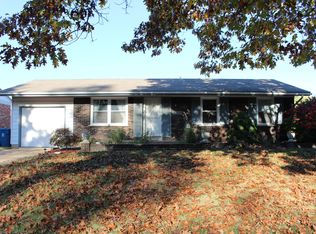 1975 Gerard Park Ln, Hazelwood, MO 63042