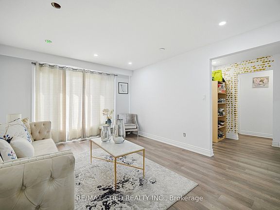 3rd image of 3345 Monica Dr