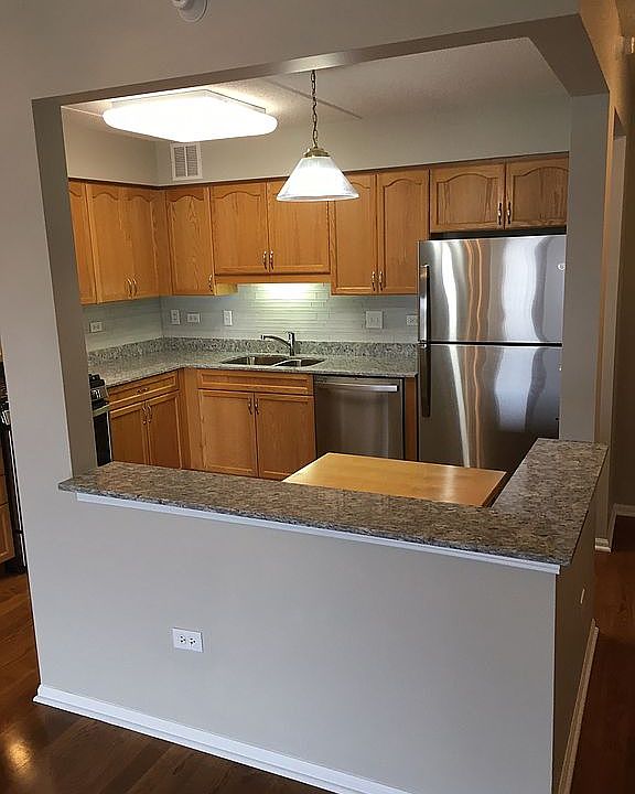 1st image of 6815 N Milwaukee Ave APT 304