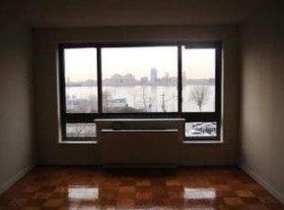 111 Horatio St, New York, NY 10014