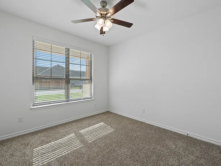 7310 Caladium Dr — Photo 5